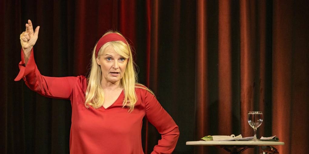 Ruscher bei ihrem Auftritt im Café Extra. 